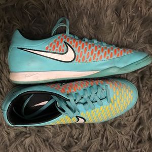 Nike Magista Indoor Soccer Shoes